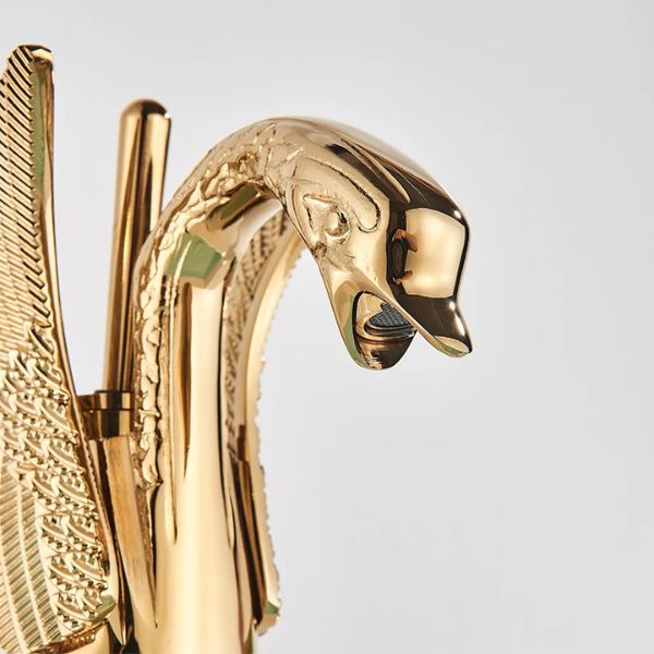 torneira de banheiro