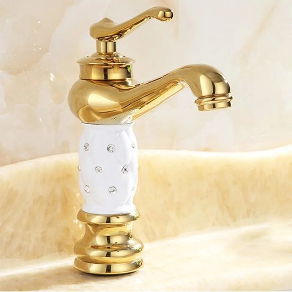 torneira de banheiro